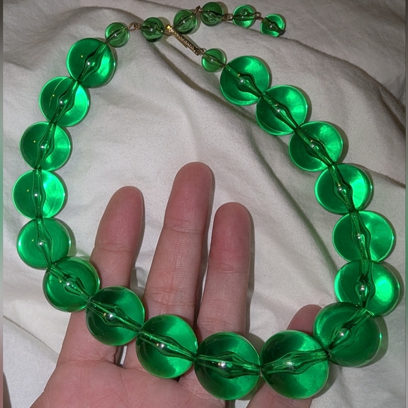 EVC CHUNKY GREEN POOLS OF LIGHT LUCITE NECKLACE - Picture 2 of 5